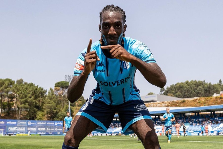 Vizela domina e goleia FC Porto B por 4-0 na II Liga