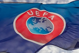 UEFA é contra jogos dos campeonatos fora do seu país... mas aprova dois casos excecionais