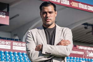 Torreense prolonga vínculo com o técnico Vítor Martins até 2027