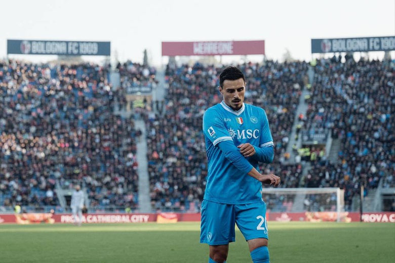 Nápoles perde em Bolonha e pode fechar jornada com queda para quarto lugar