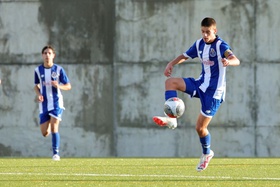 Sporting e FC Porto confirmam lideranças no Campeonato Nacional Sub-15