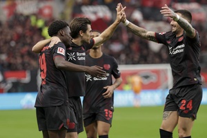 Bayer Leverkusen alcança quarta vitória consecutiva na Bundesliga