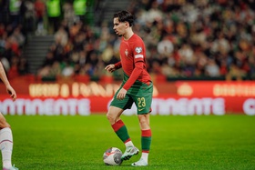 Vitinha regressa aos relvados no treino da Seleção Nacional