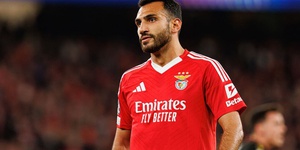 Pavlidis dispensado da seleção grega devido a lesão no joelho