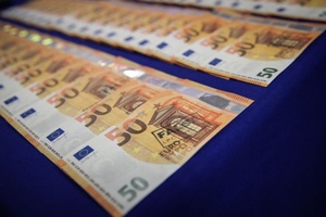 Hong Kong detém 15 pessoas suspeitas de branquear quase 130 milhões de euros