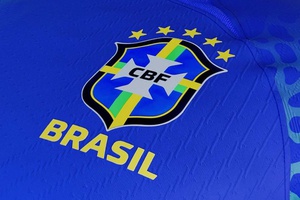 Brasil cede primeiro revés frente ao Japão após vantagem inicial