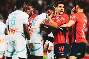 Marselha e Lille empatam e batalha pelo segundo lugar prossegue em França