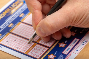 Euromilhões: Terça-feira há um  'jackpot' de 38 milhões de euros