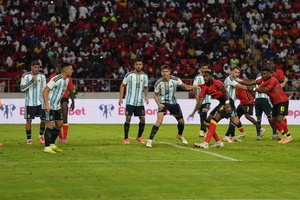 Confrontos e 70 feridos no particular entre Angola e Argentina