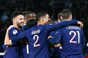 PSG goleia Mónaco por 5-2 com destaque para os golos de Gonçalo Ramos e Vitinha