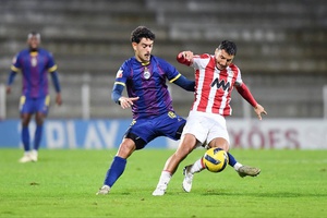 Leixões perde em casa com o Desportivo de Chaves com autogolo de Naldo