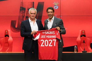 José Mourinho garante: "Não venho celebrar a carreira"