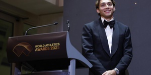 Duplantis e McLaughlin-Levrone eleitos atletas do ano pela World Athletics