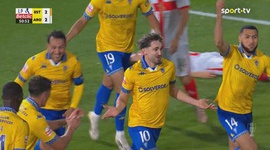 Liga Portugal Betclic: Estoril vs Arouca, Golo 3-2 J. Holsgrove (2025-2026)