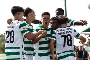 II Liga: Sporting B vence União de Leiria e junta-se ao Vizela no topo