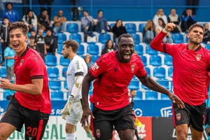 II Liga: Penafiel vence em Vizela e regressa aos triunfos