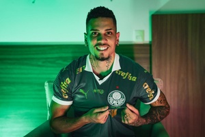 Mercado: Paulinho é reforço do Palmeiras por 18 milhões de euros e assina até 2029