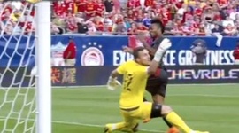 Amigáveis de clubes: Olympiakos 0 - 1 Liverpool (2014-2015)