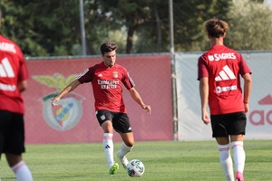 Benfica B vence Vitória de Setúbal em jogo de preparação no Seixal