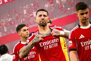 "O Benfica fez uma primeira parte horrível. É uma equipa perdida, sem identidade própria"