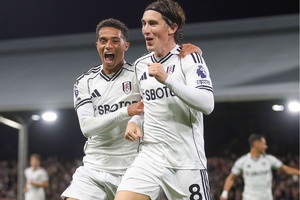 Fulham, de Marco Silva, volta às vitórias na Liga inglesa com triunfo em Burnley