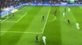 Finta de costas de Cristiano Ronaldo