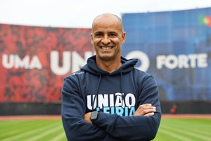 Silas confirma saída da União Leiria e admite outros convites: “Não há nada fechado”