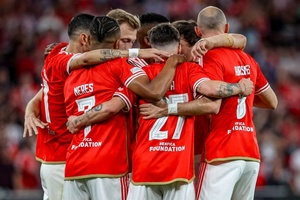 "Pediria regresso ao Benfica do trio João Félix, RdT e Cavani"